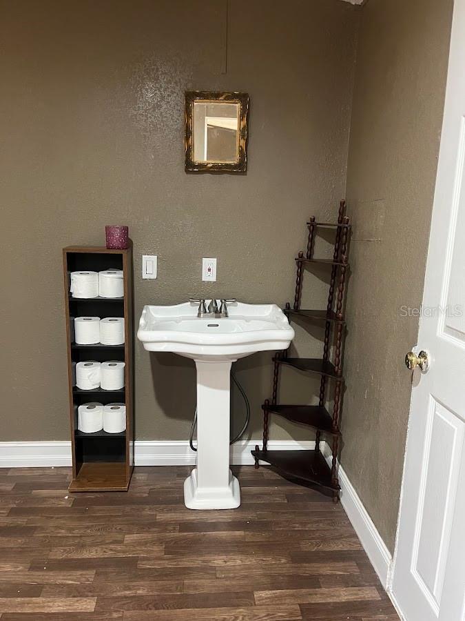 10330 Ne 90th St Property Photo 10