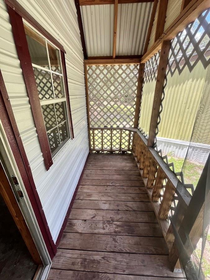 10330 Ne 90th St Property Photo 21