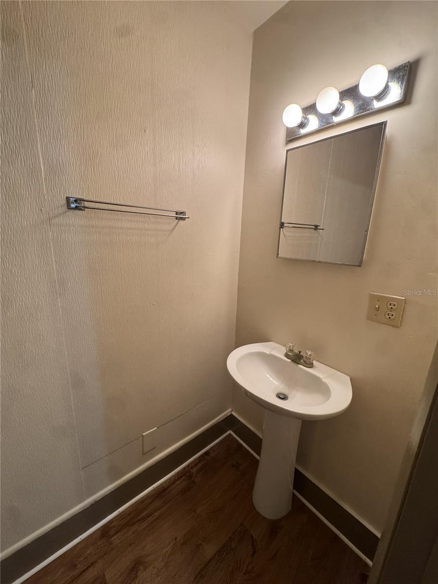 4025 Sw 20th Dr Property Photo 13