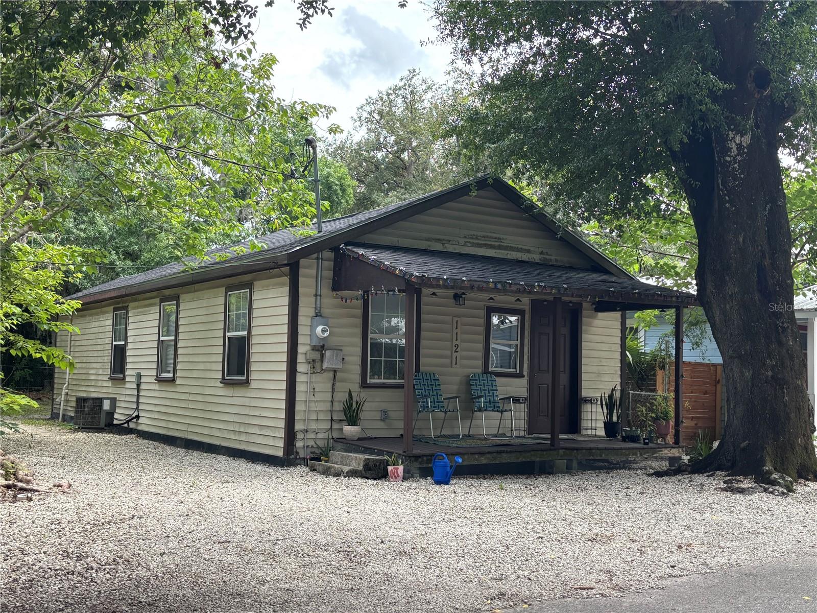 1121 NW 6TH AVE