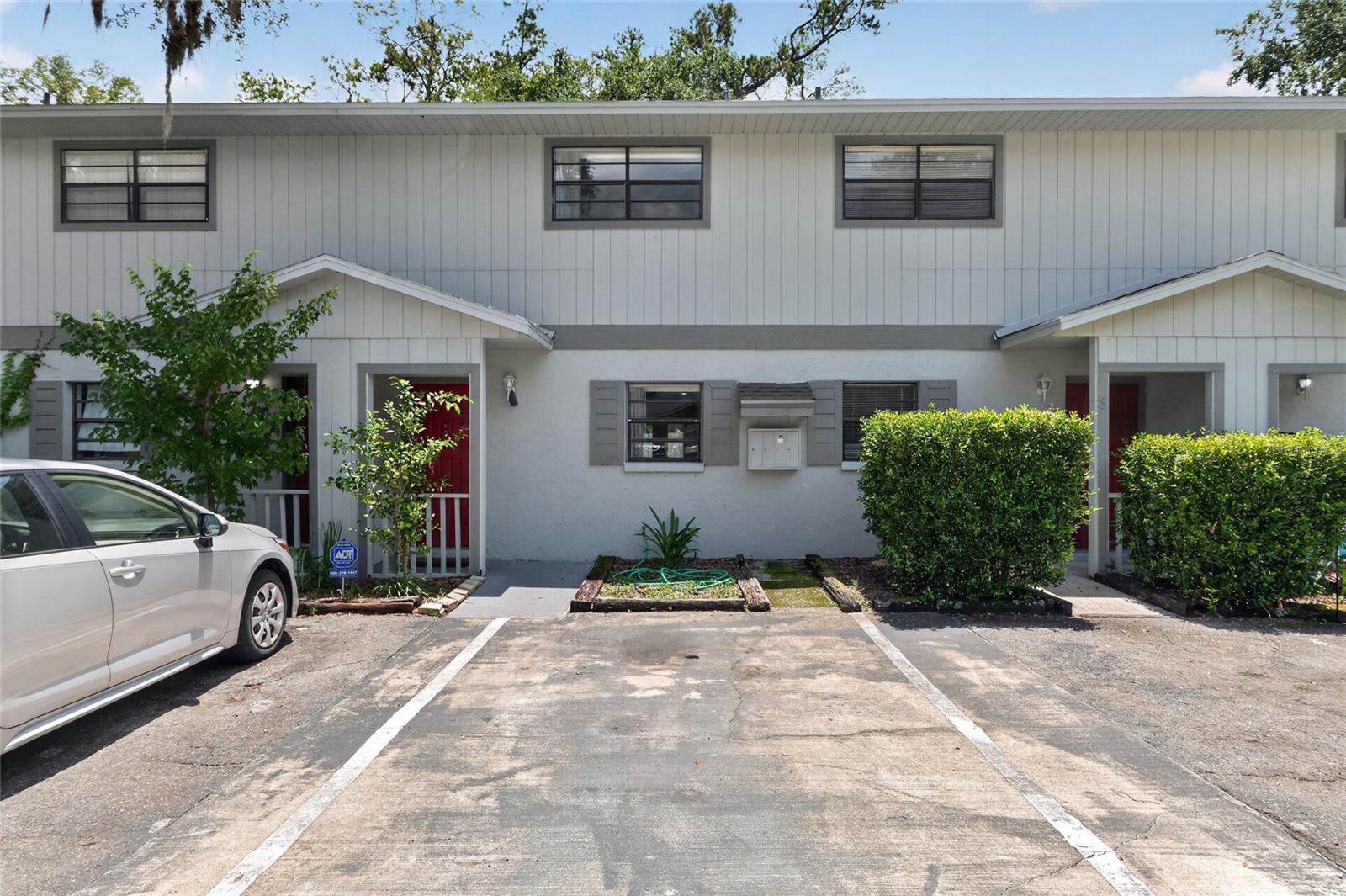 4123 SW 15TH PL #2 Property Photo 1