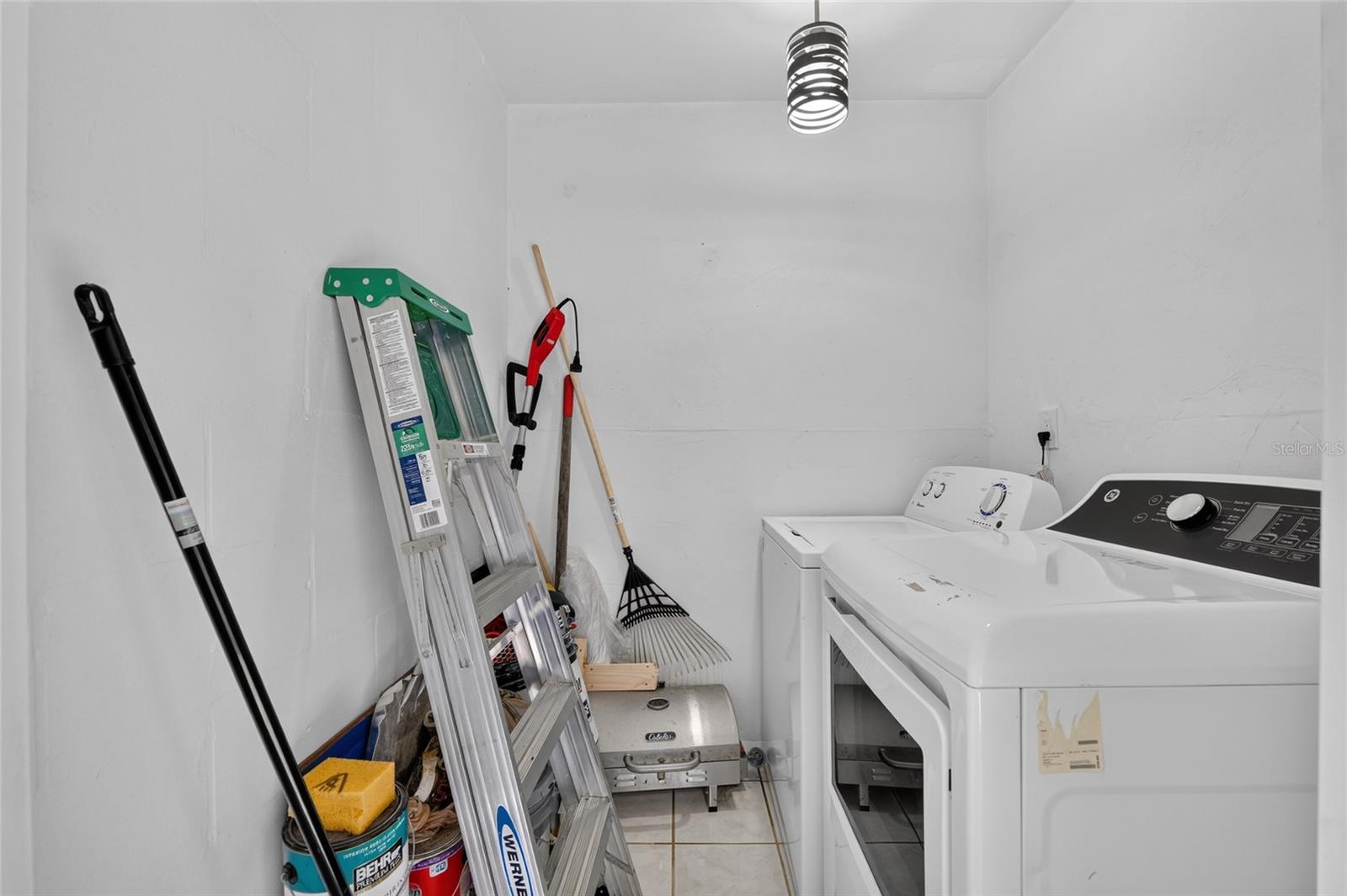 4123 Sw 15th Pl #2 Property Photo 32