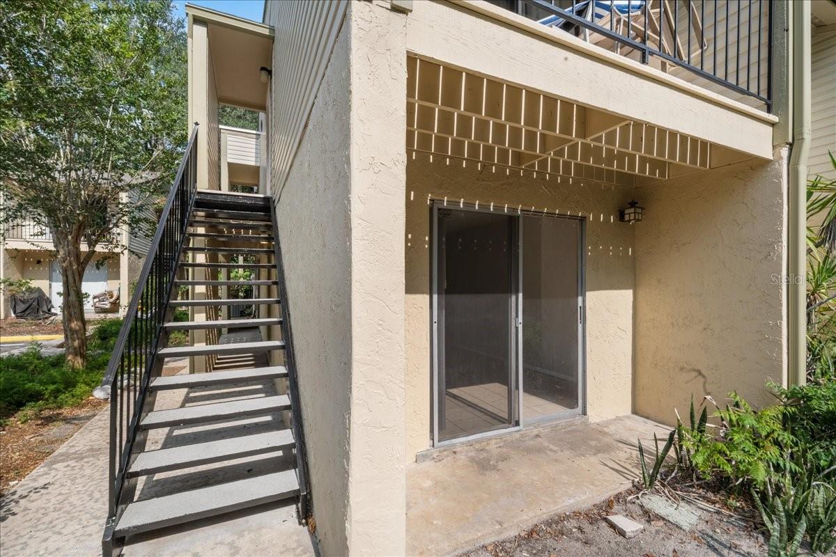 1015 Sw 9th St #d1 Property Photo 2