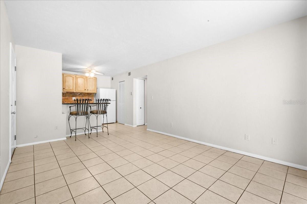 1015 Sw 9th St #d1 Property Photo 6