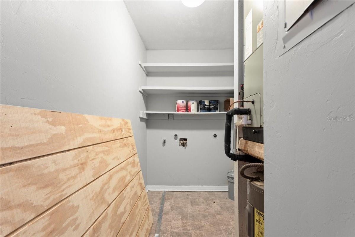 1816 Sw 70th Ter Property Photo 11