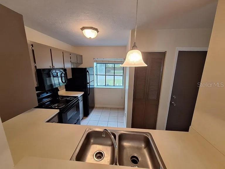 6111 Sw 8th Pl Property Photo 6