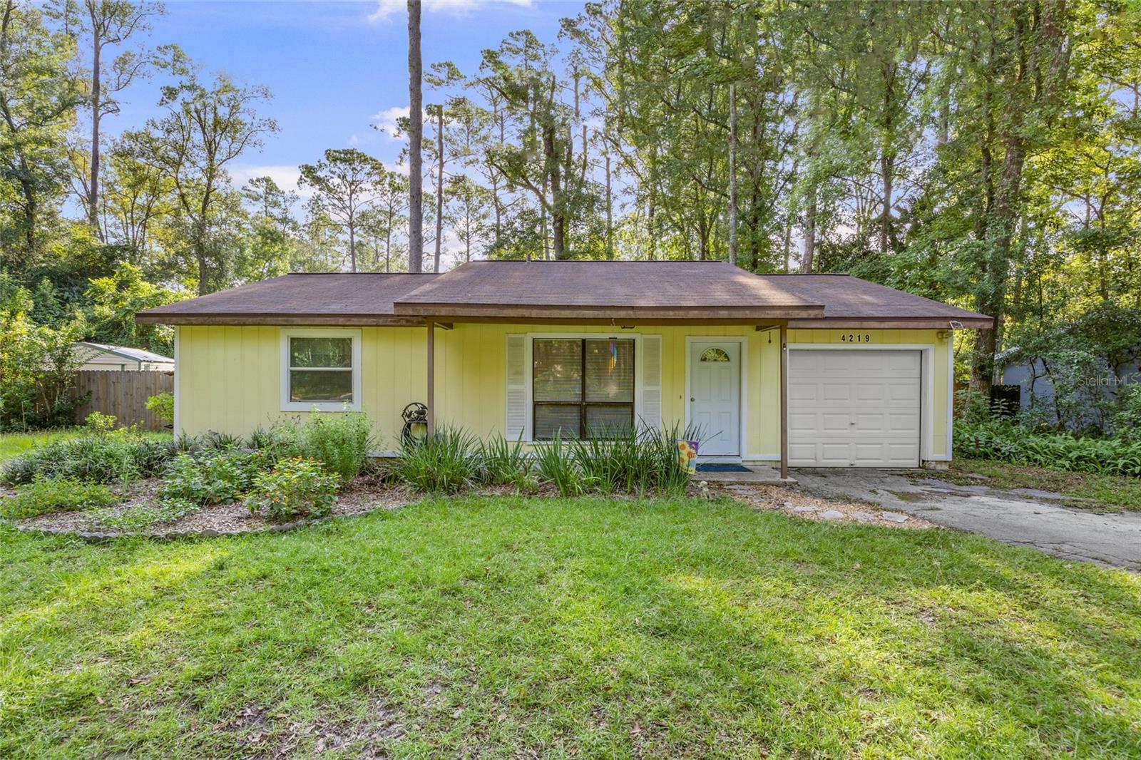 4219 NW 30TH TER Property Photo 1