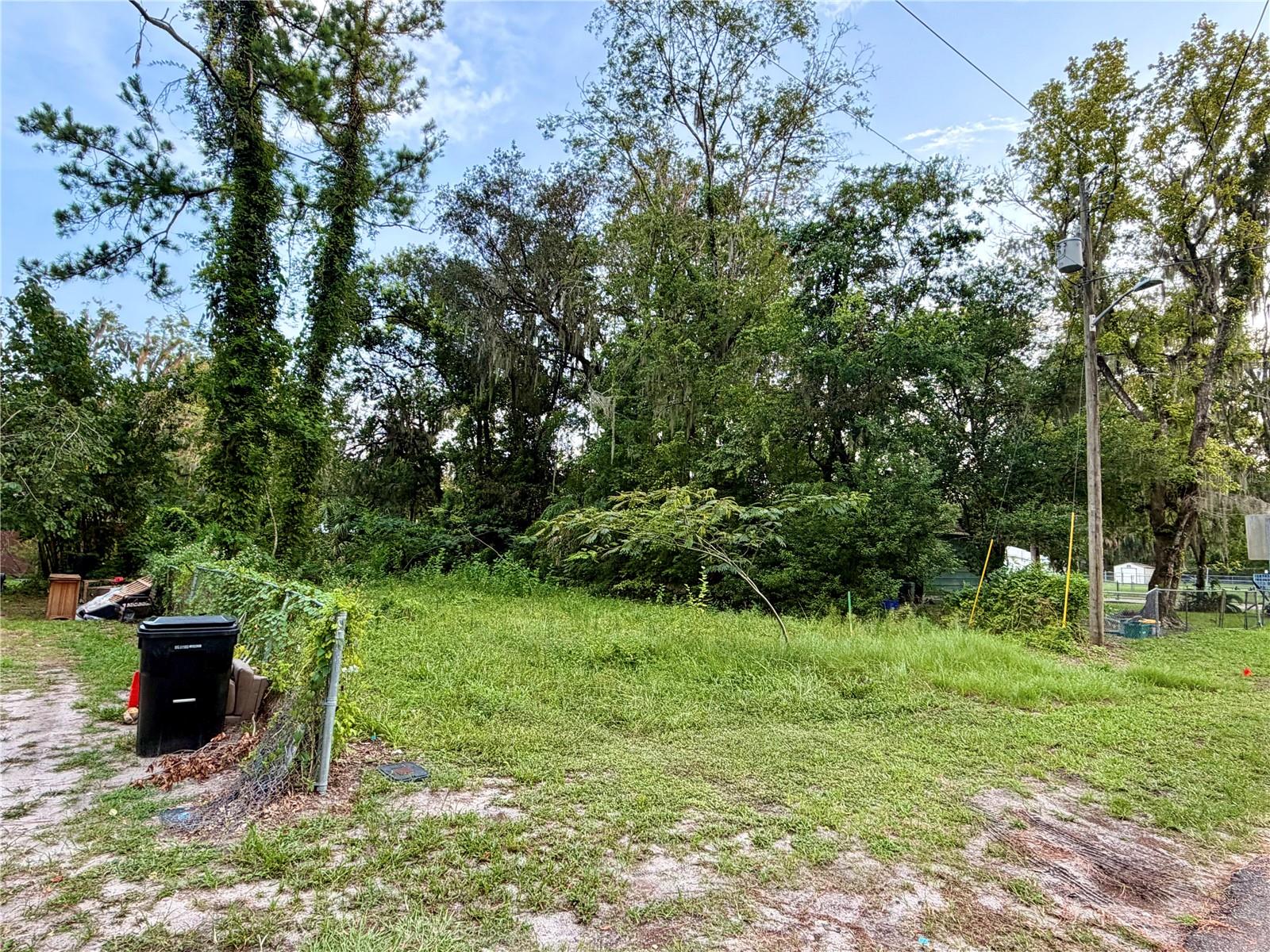 Xx Ne 6th Ave Property Photo 3