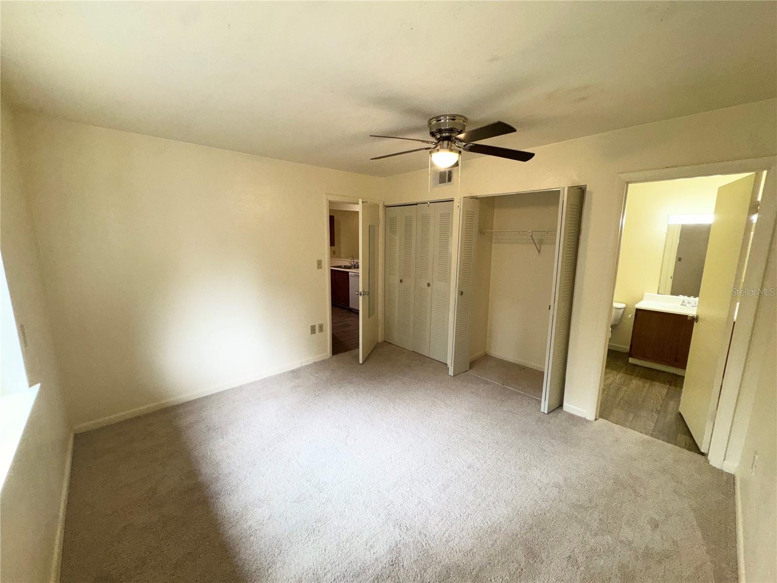 83 Se 16th Ave #e303 Property Photo 12