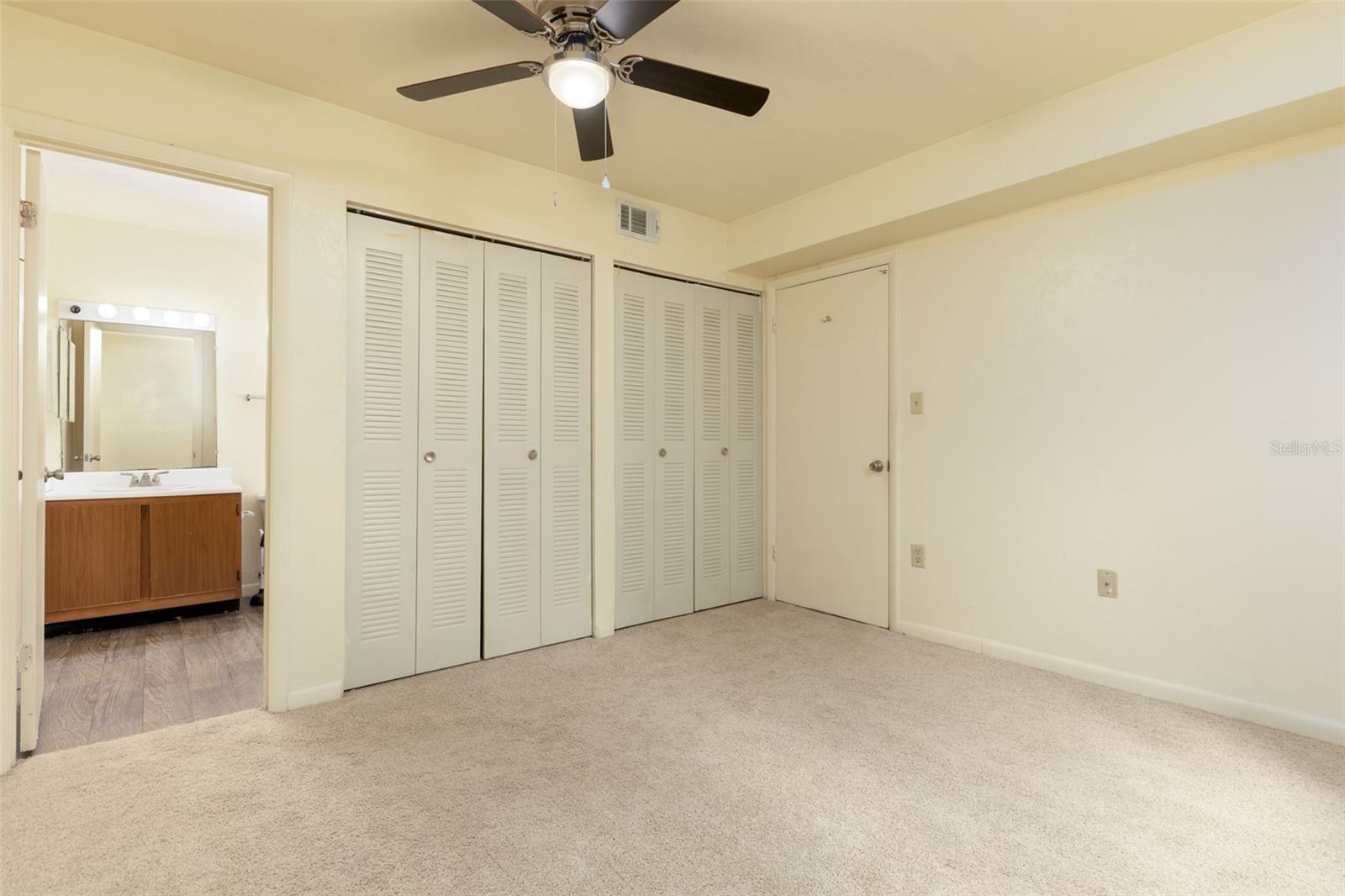 83 Se 16th Ave #e303 Property Photo 15