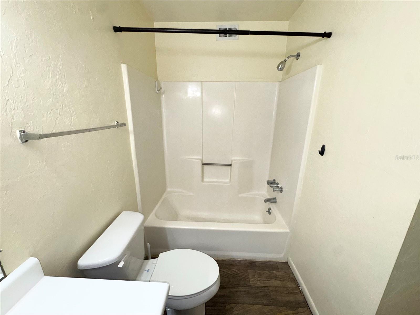 83 Se 16th Ave #e303 Property Photo 19