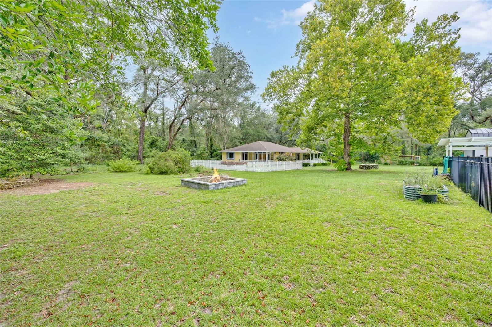 19922 Nw 131st Pl Property Photo 6