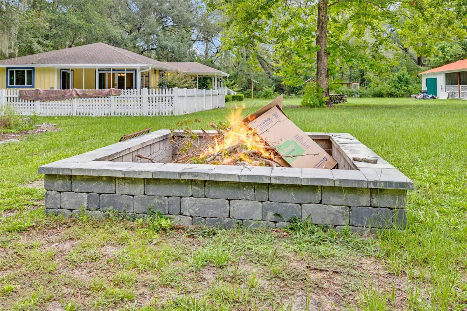 19922 Nw 131st Pl Property Photo 7