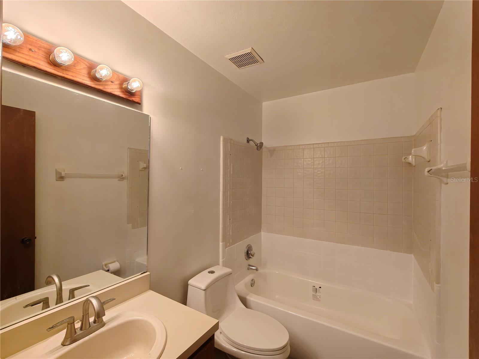 830 Sw 56th Ter Property Photo 15
