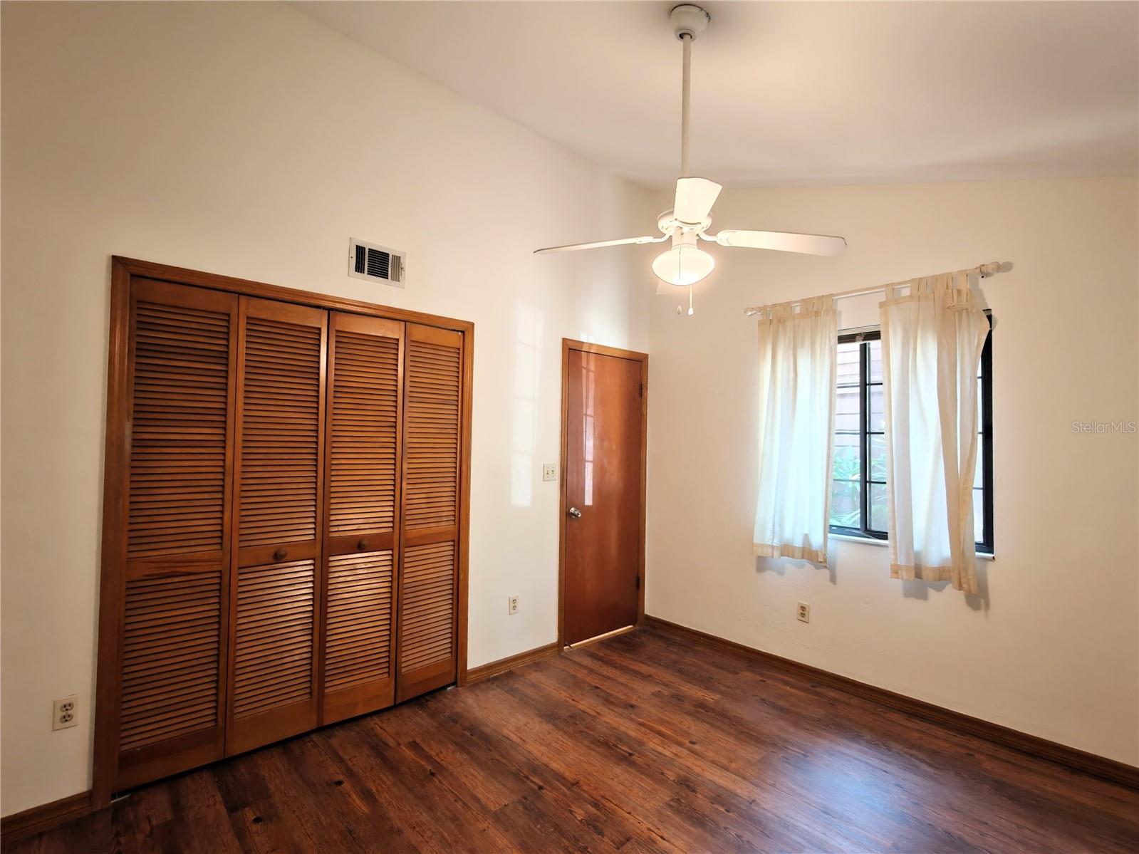 830 Sw 56th Ter Property Photo 21