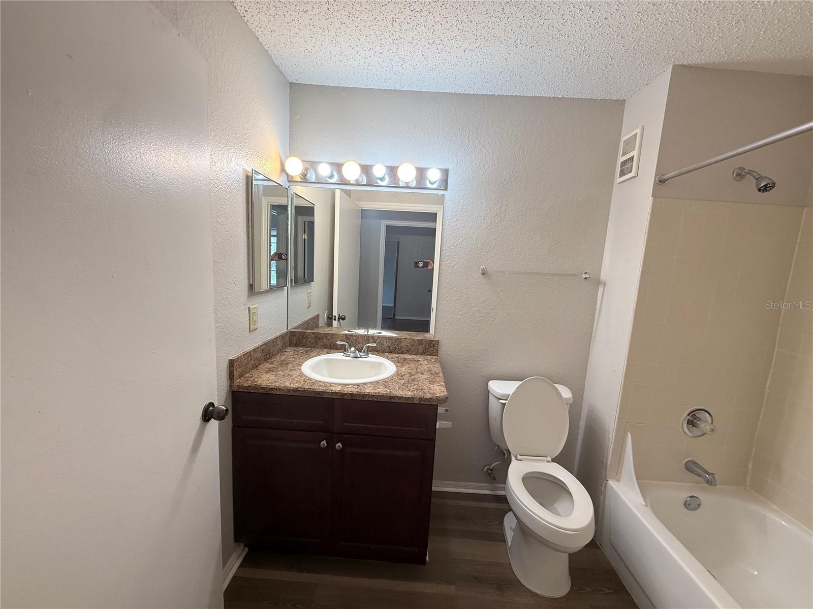 3705 Sw 27th St #1026 Property Photo 13