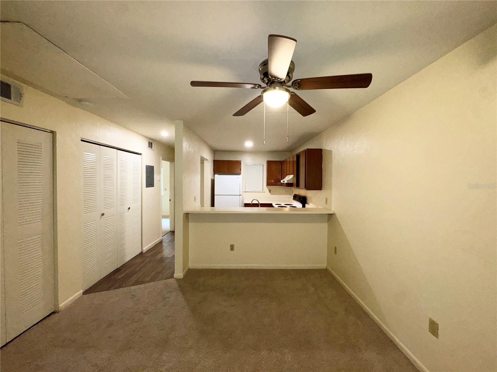 83 Se 16th Ave #e303 Property Photo 8