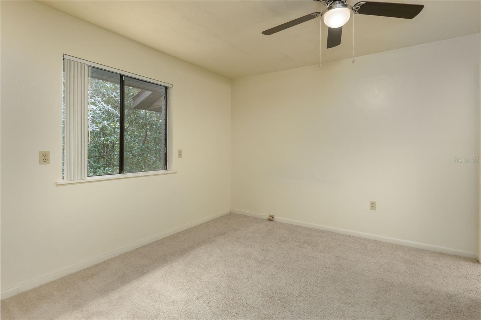 83 Se 16th Ave #e303 Property Photo 14