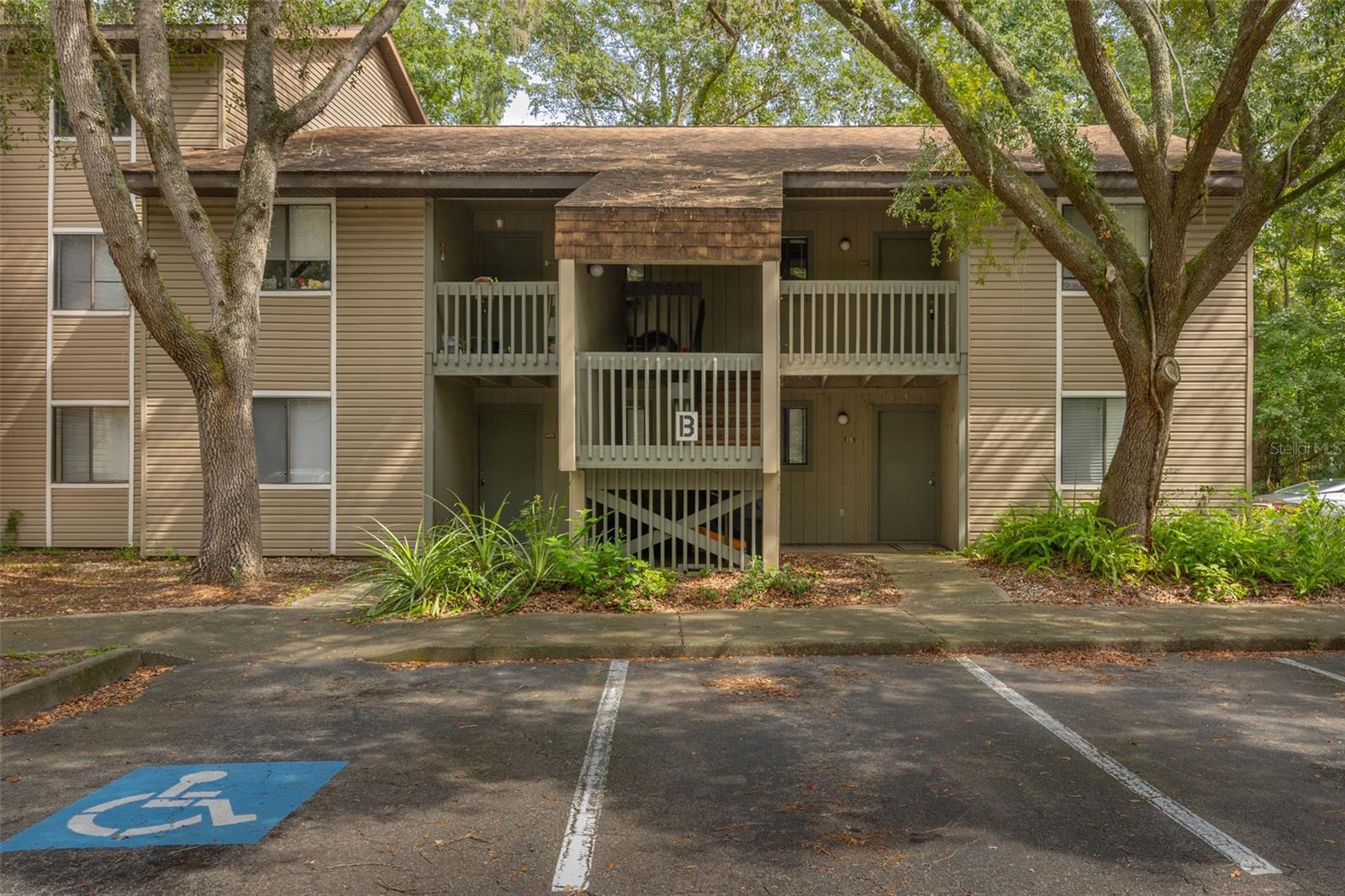 77 SE 16TH AVE #B201 Property Photo 1