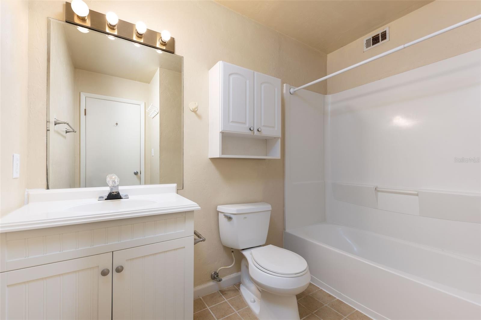 77 Se 16th Ave #b201 Property Photo 16