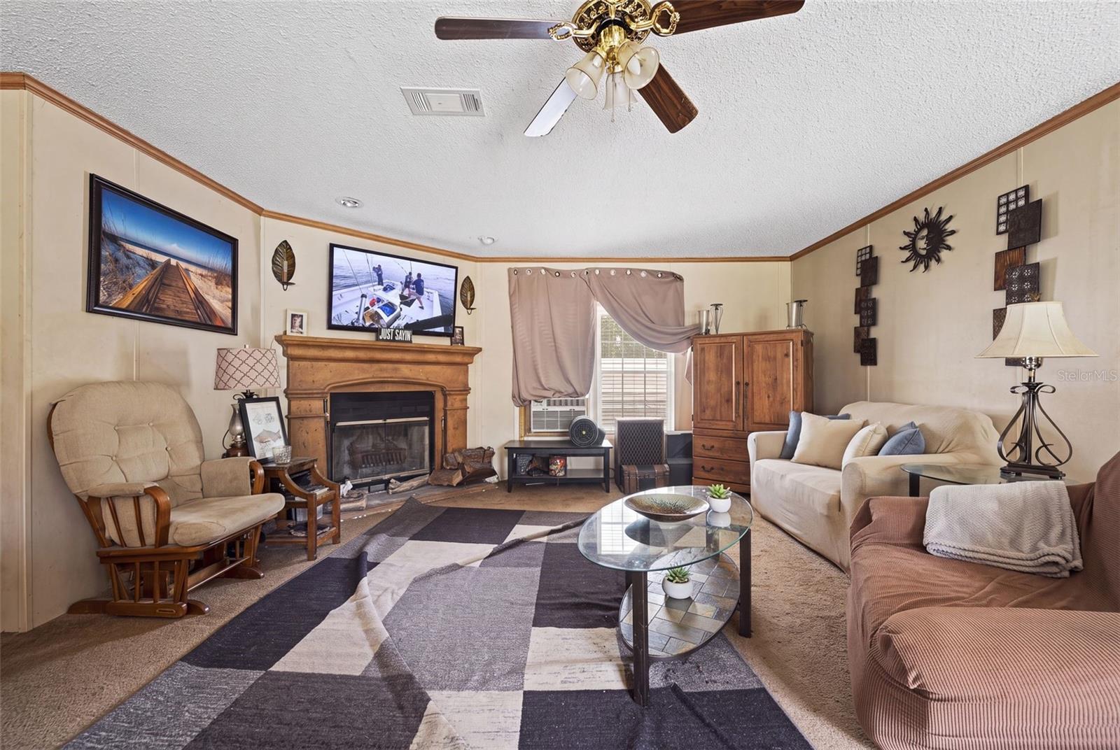 9798 State Road 100 W Property Photo 6