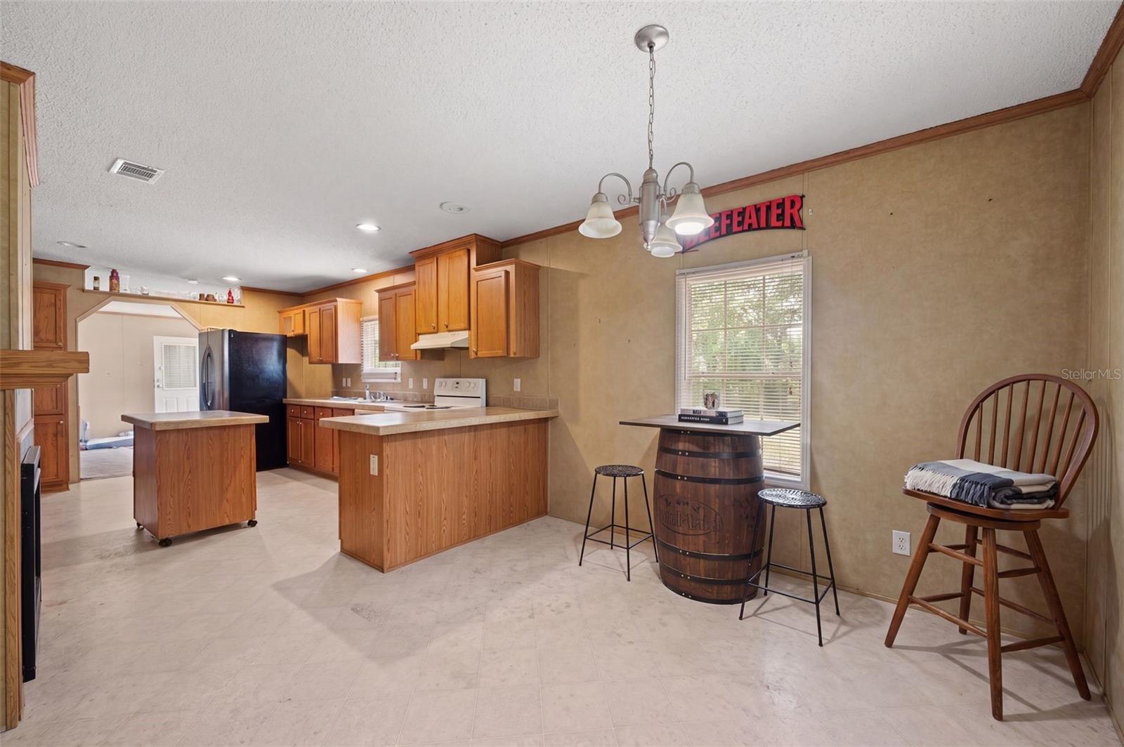 9798 State Road 100 W Property Photo 15