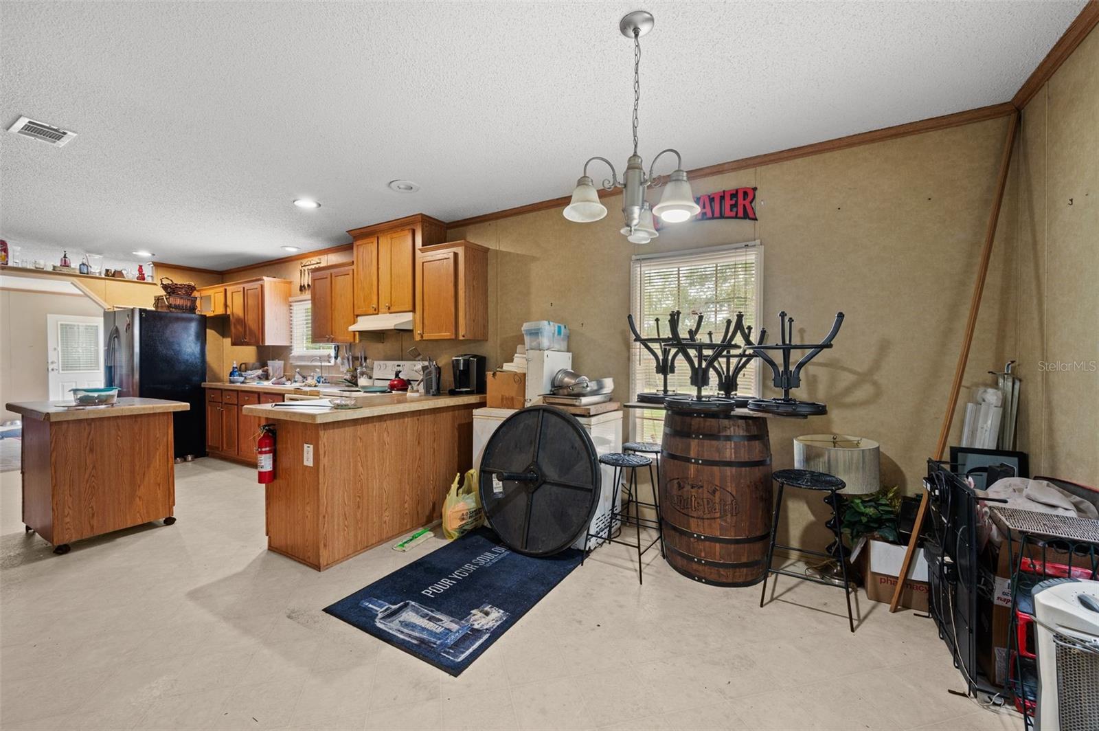 9798 State Road 100 W Property Photo 16