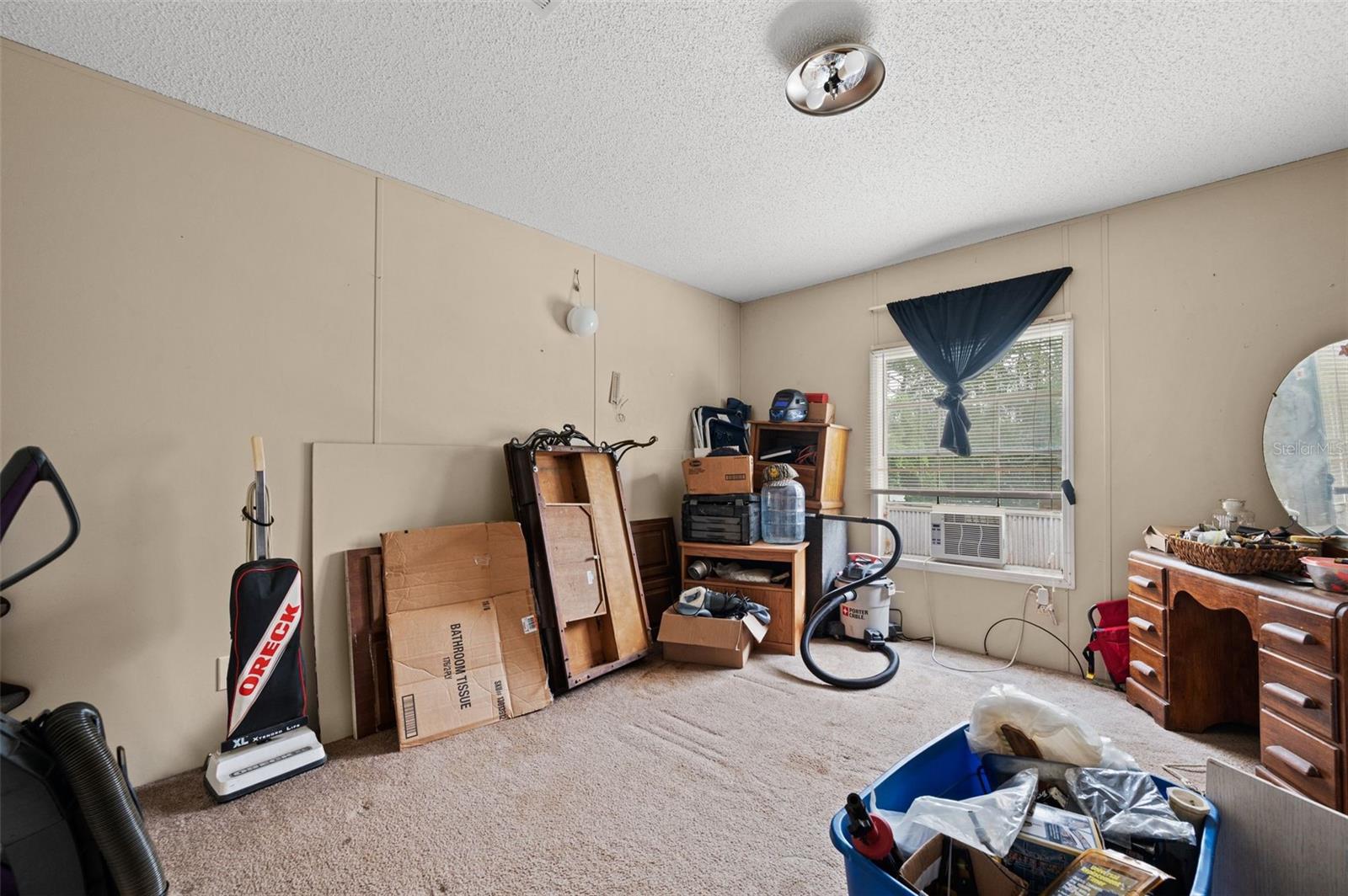 9798 State Road 100 W Property Photo 31