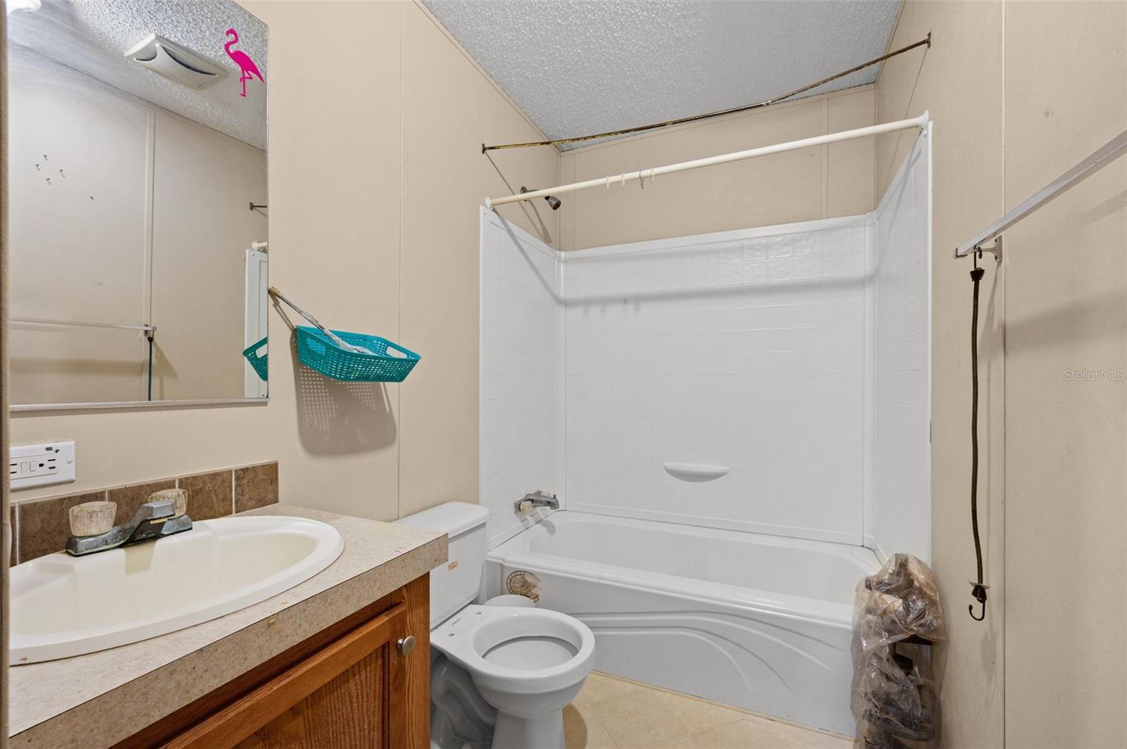 9798 State Road 100 W Property Photo 33