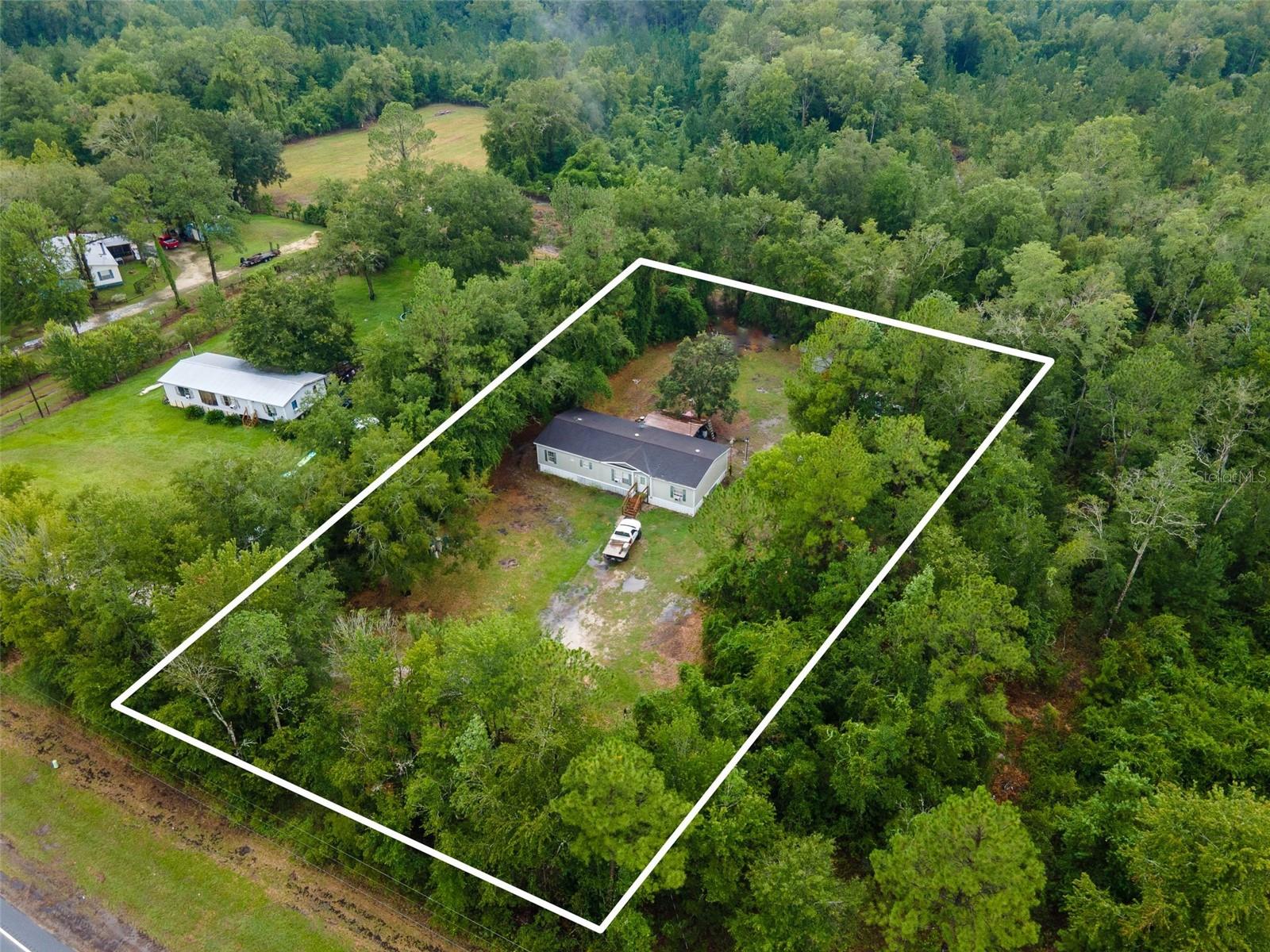 9798 State Road 100 W Property Photo 41
