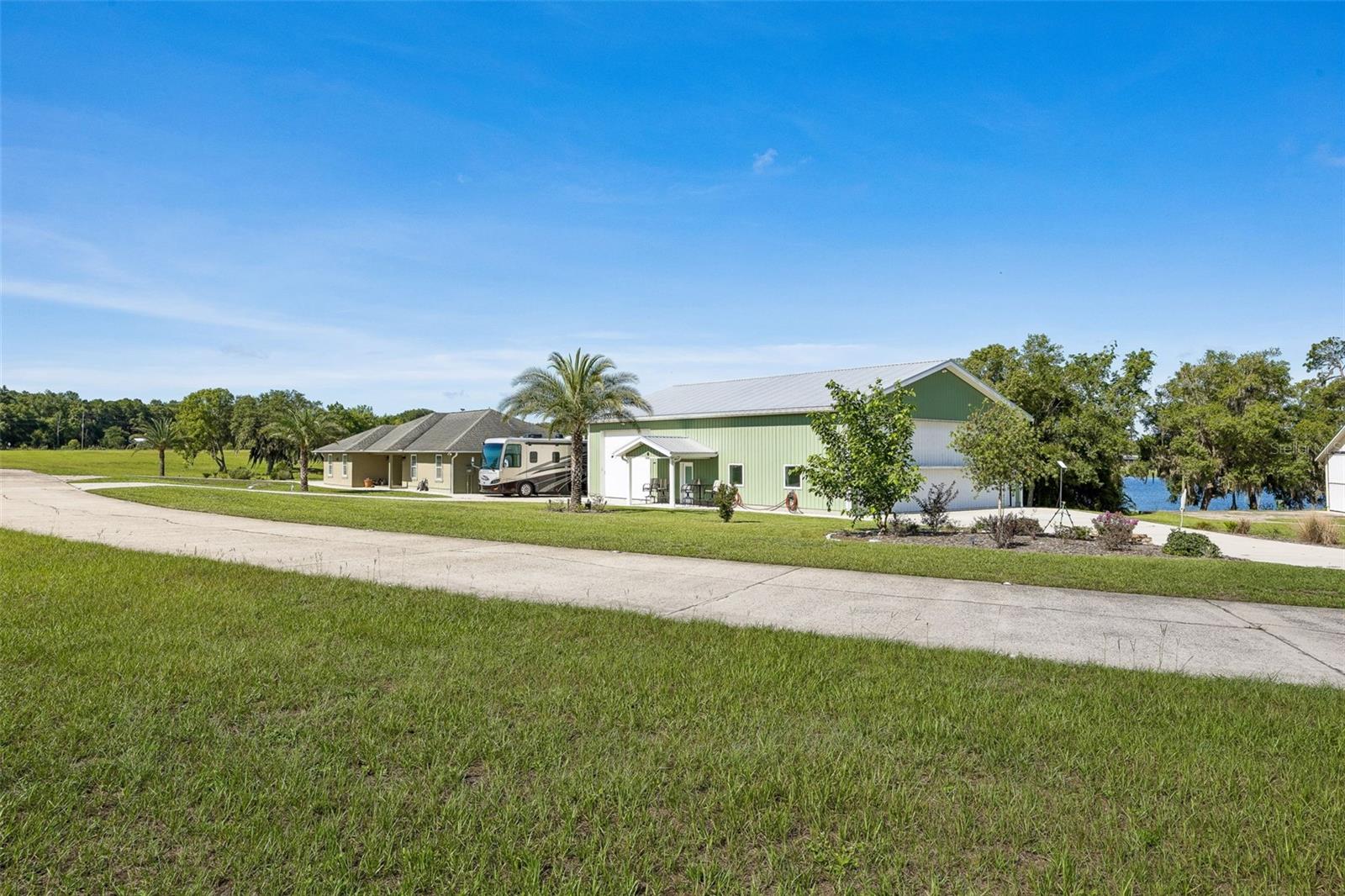 107 EAGLES NEST LN