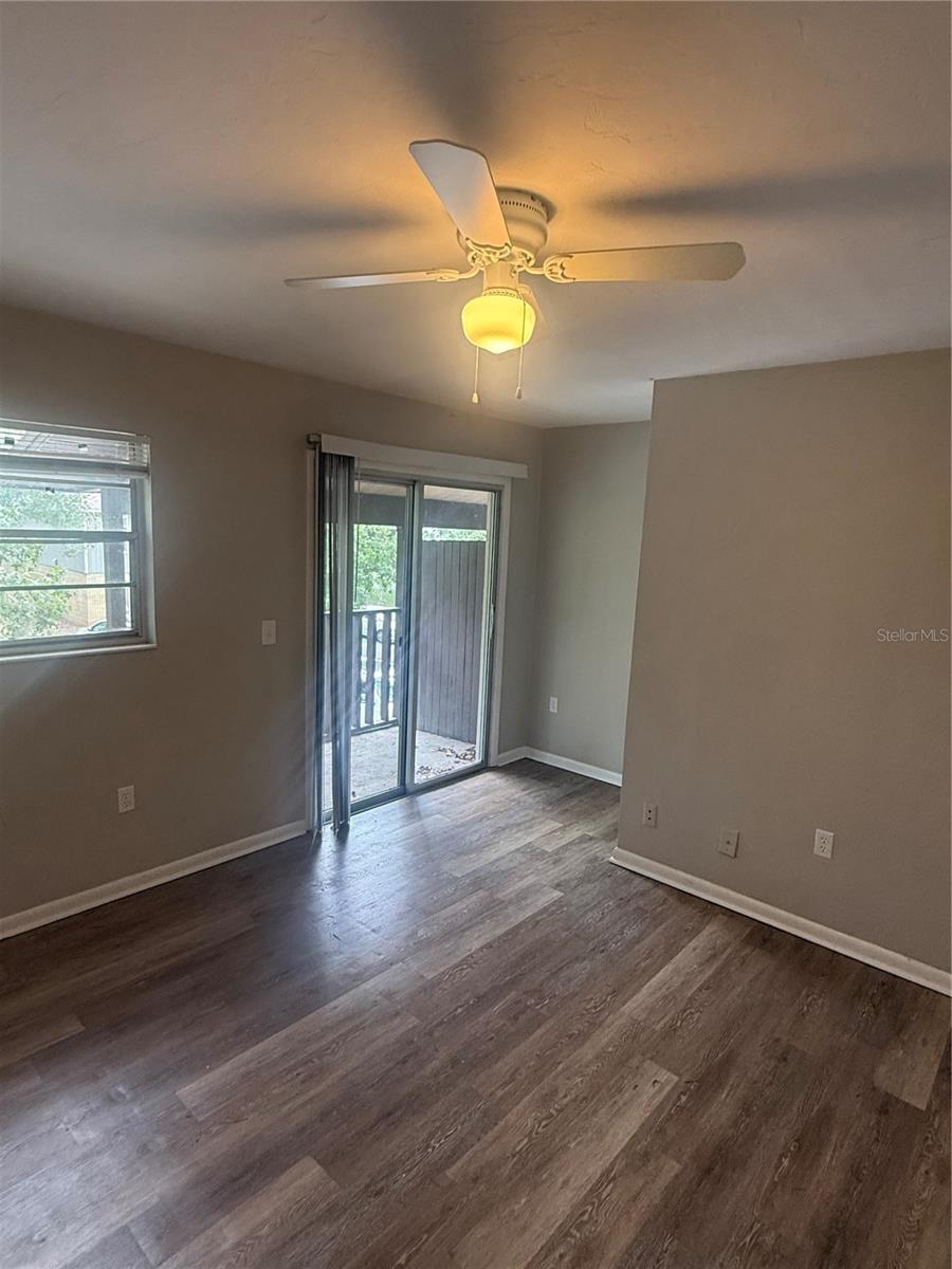 4017 Sw 22nd Rd #b Property Photo 16