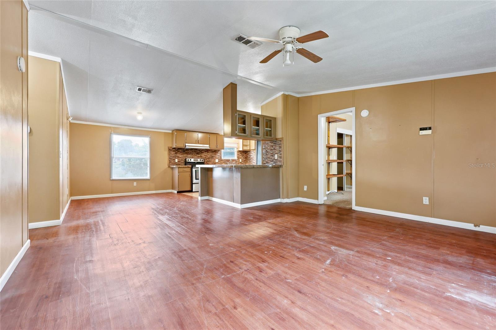 7014 Sw 49th Pl Property Photo 6