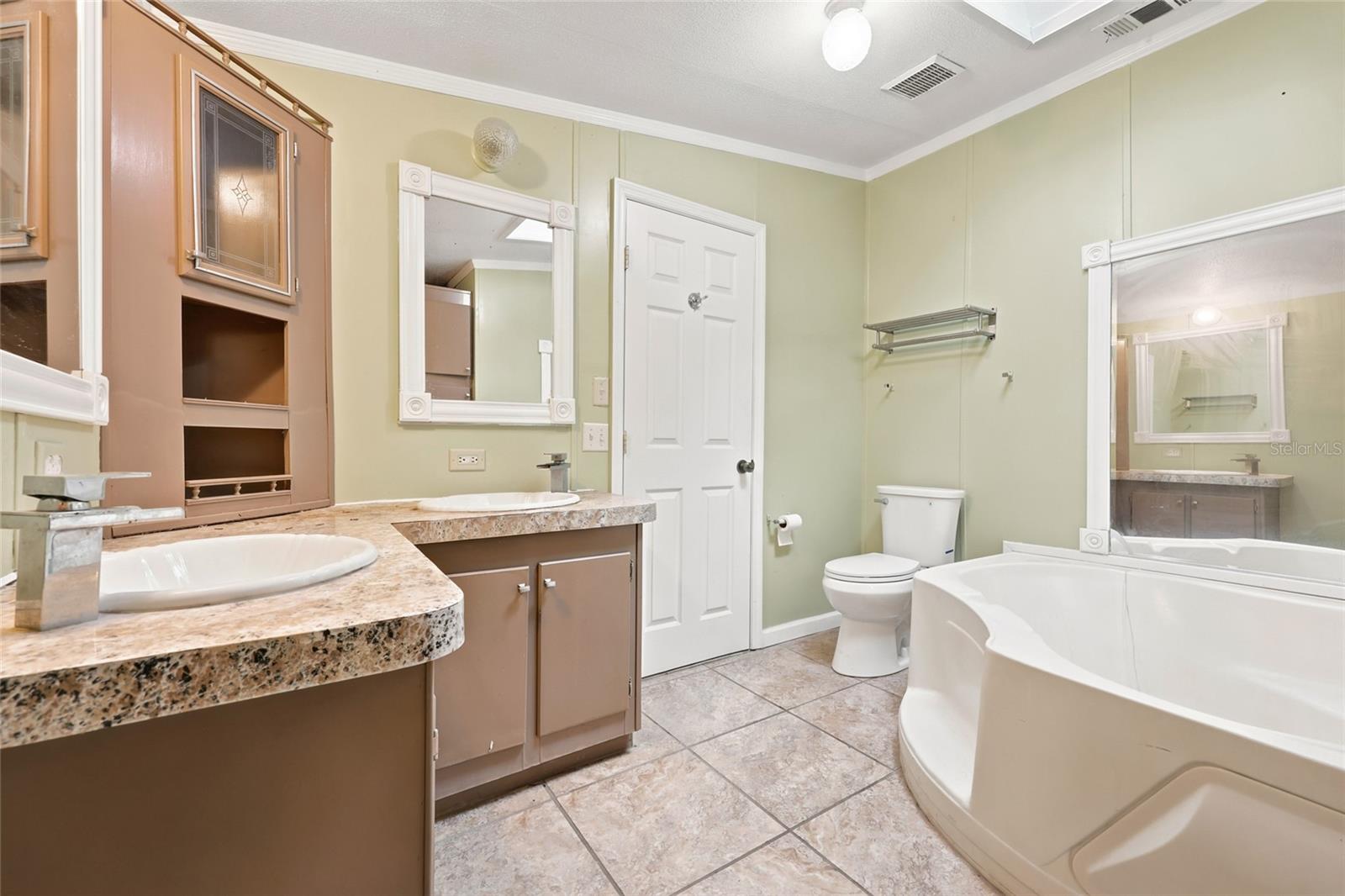 7014 Sw 49th Pl Property Photo 17