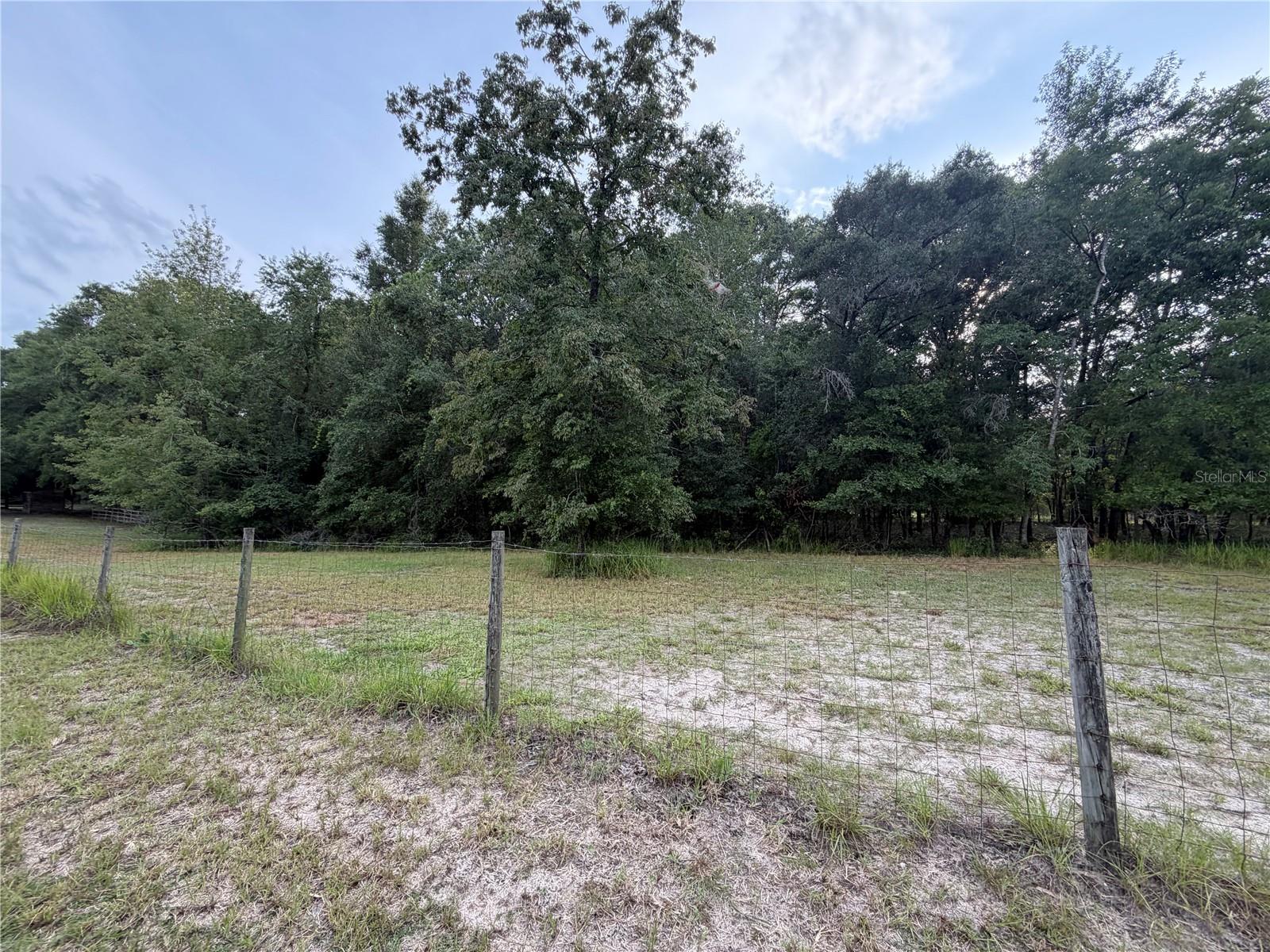 Ne 32 Pl Property Photo 3