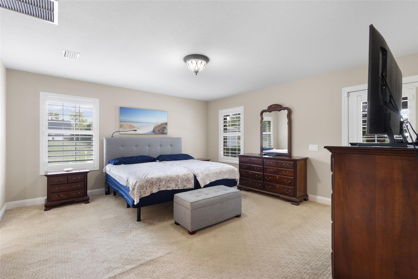 8140 Meadowlark Ct Property Photo 8