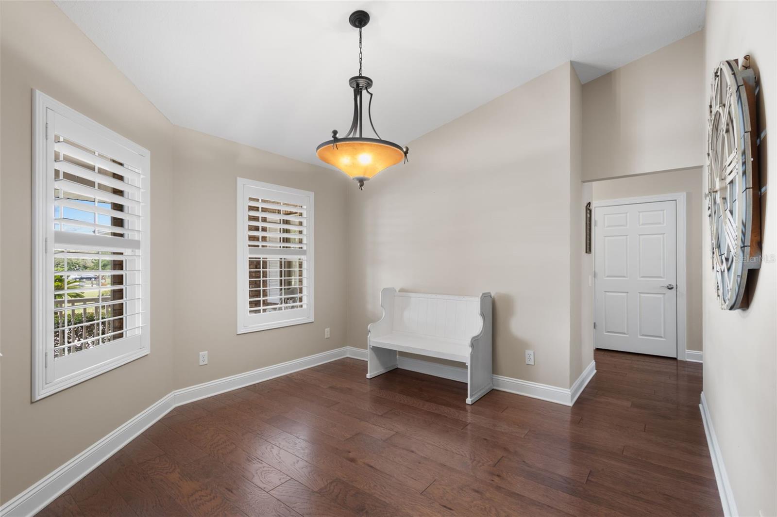 8140 Meadowlark Ct Property Photo 17