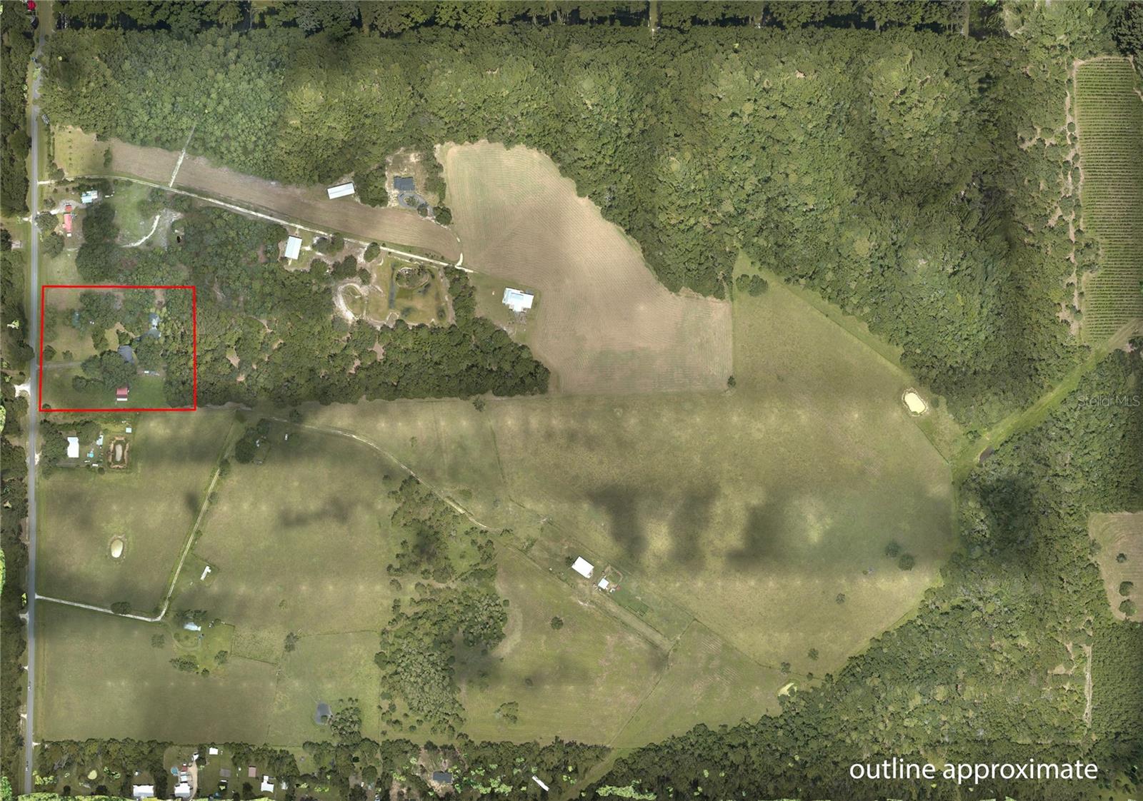9284 Nw County Road 225 Property Photo 2