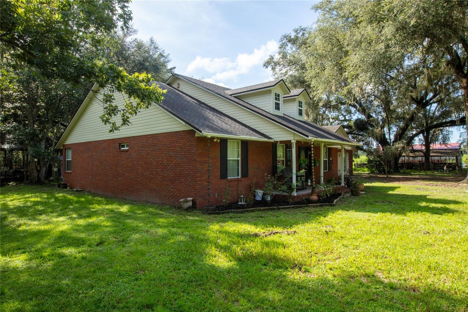 9284 Nw County Road 225 Property Photo 3