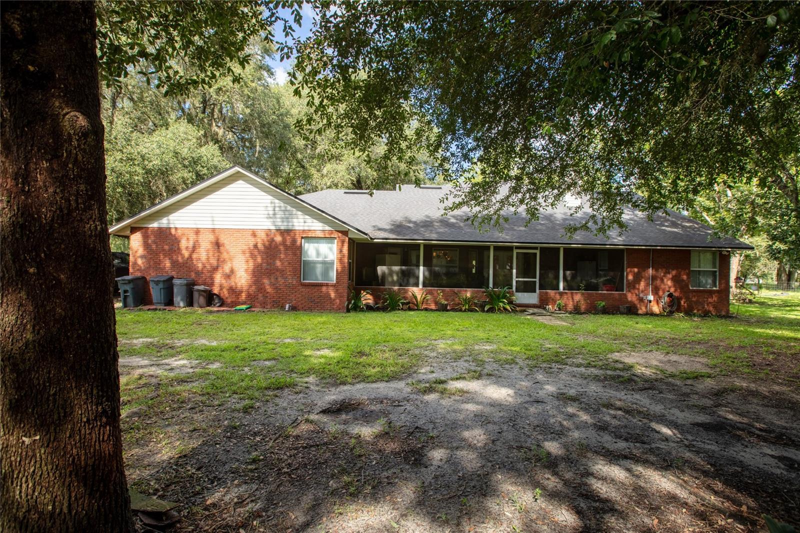 9284 Nw County Road 225 Property Photo 8