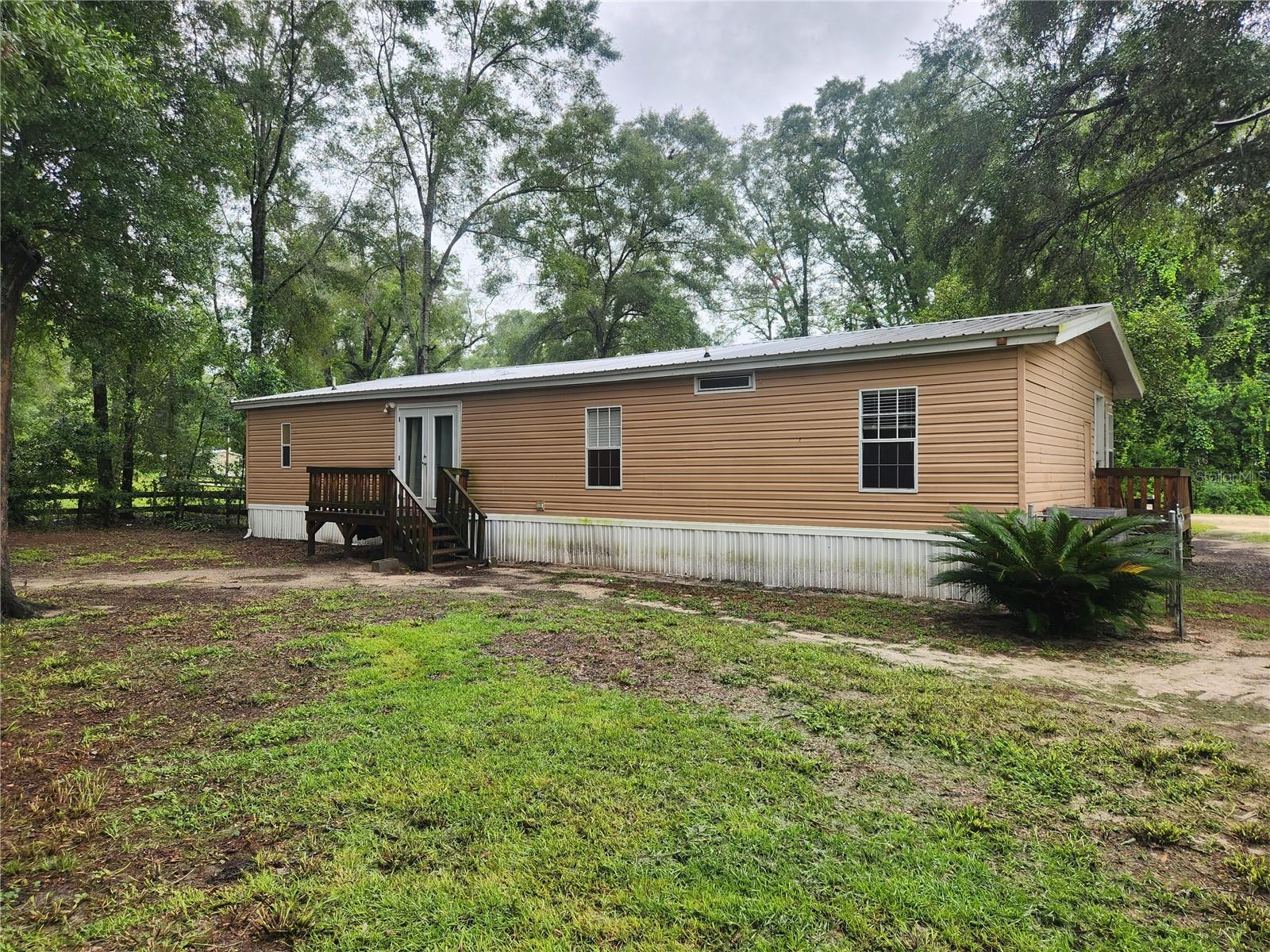 1182 Nw 27th Ter Property Photo 5