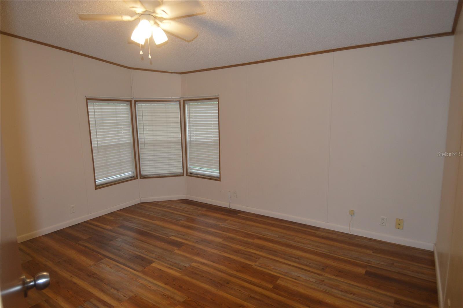 1182 Nw 27th Ter Property Photo 16