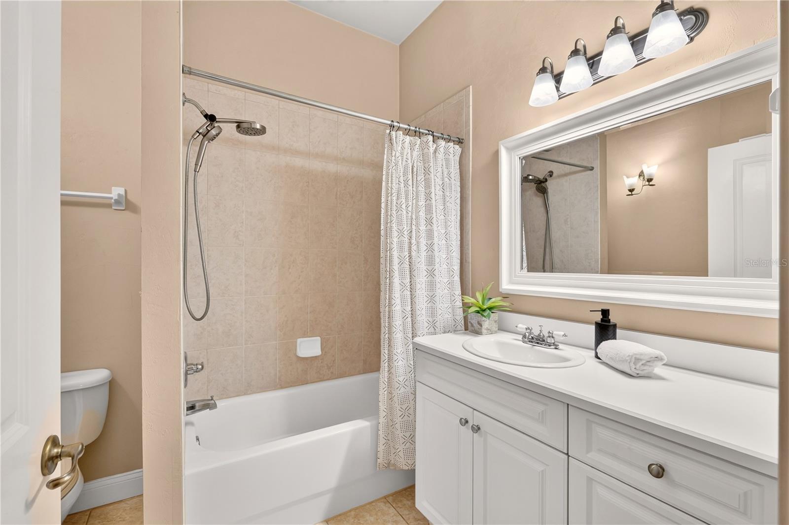 1153 Nw 50th Ter Property Photo 18