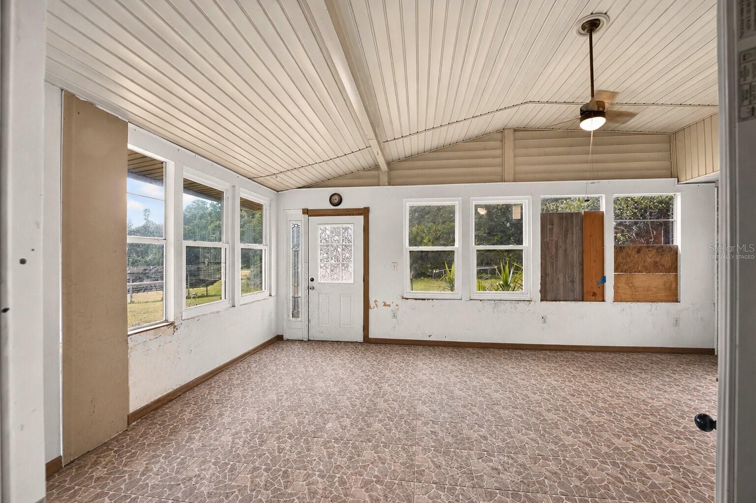 101 Allen Dr Property Photo 16