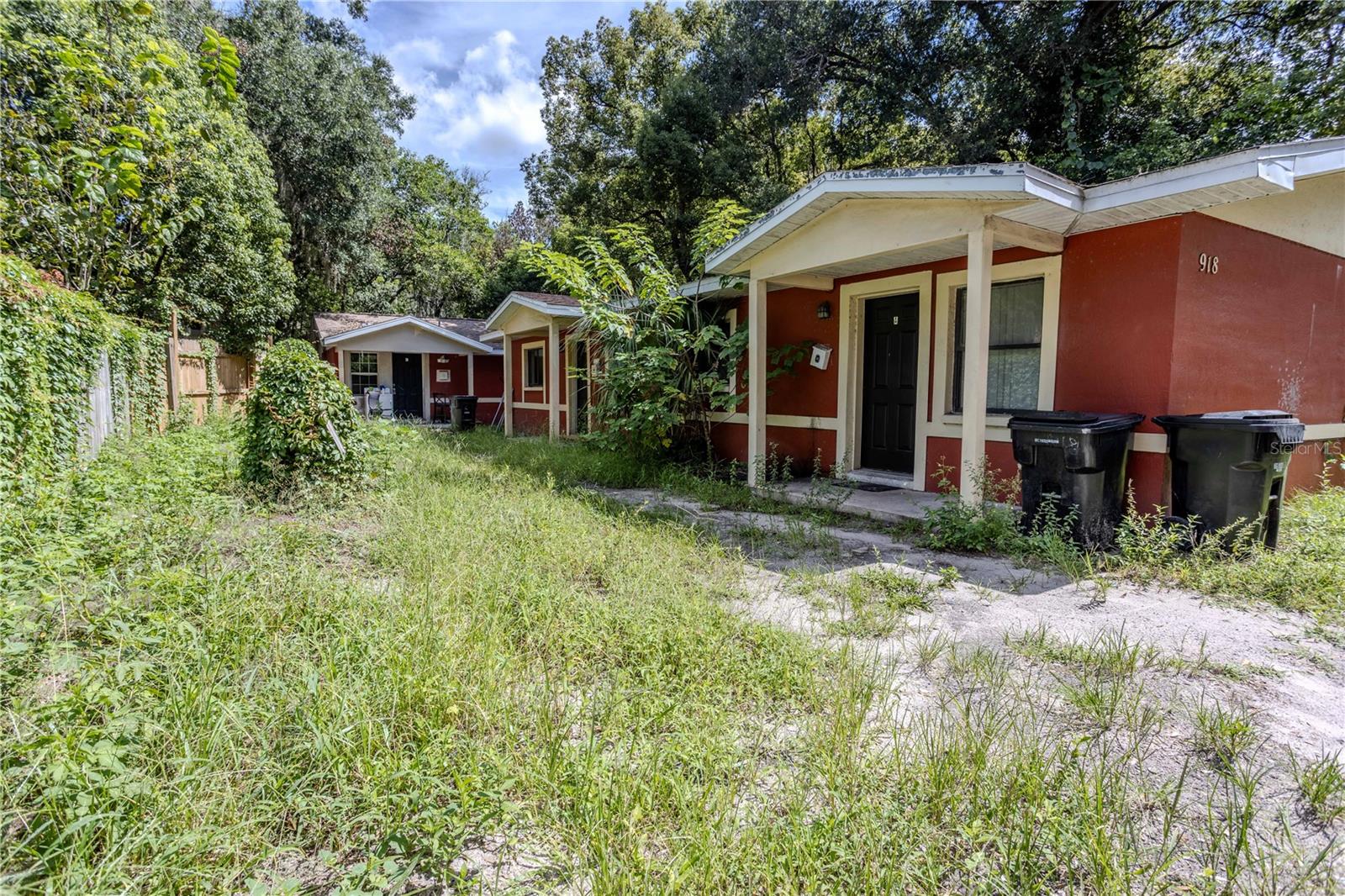 918 Nw 4th Pl Property Photo 1