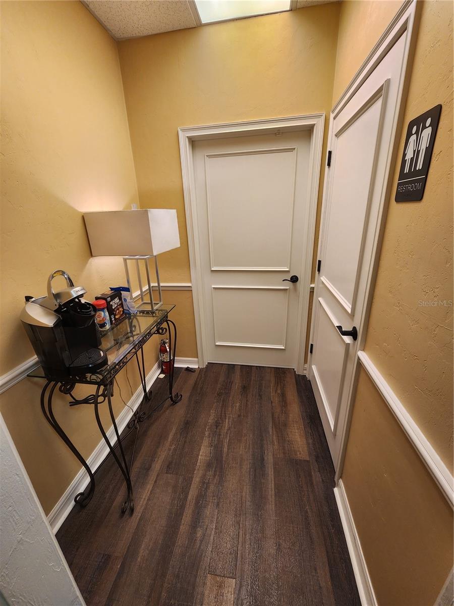 101 Nw 75th St #suite 1-a Property Photo 7