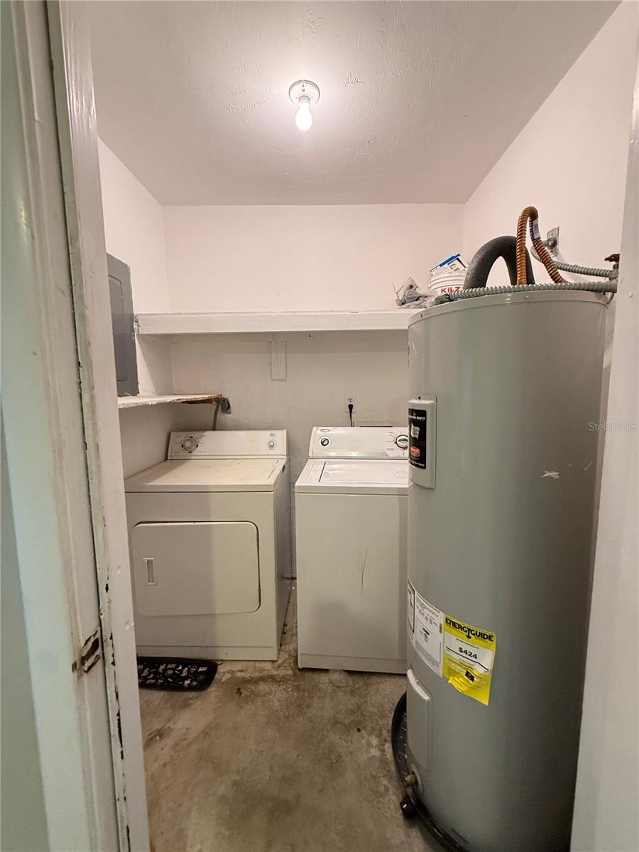 1721 Sw 68th Ter #1721 Property Photo 7