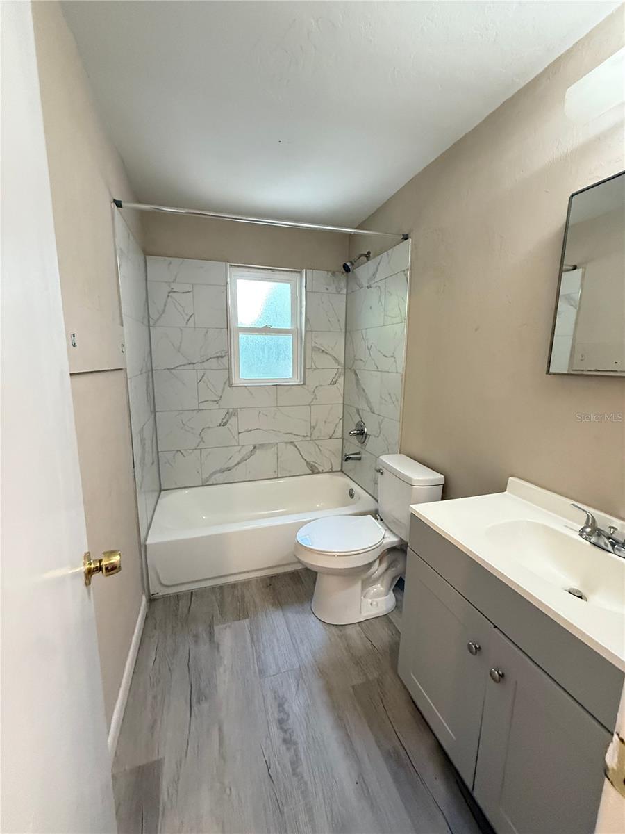 1721 Sw 68th Ter #1721 Property Photo 9