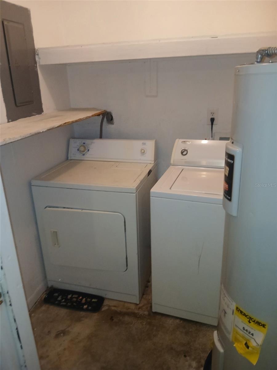 1721 Sw 68th Ter #1721 Property Photo 15