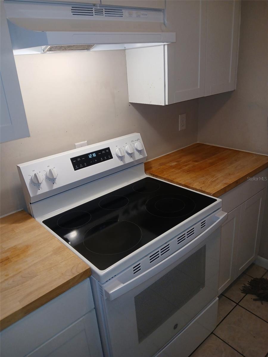 1721 Sw 68th Ter #1721 Property Photo 16